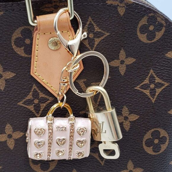 100% Auth Louis Vuitton Lock & Key with unbranded Bagcharm, Keycharm, Keychain - Picture 5 of 6